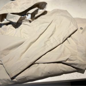LULULEMON Rain Jacket